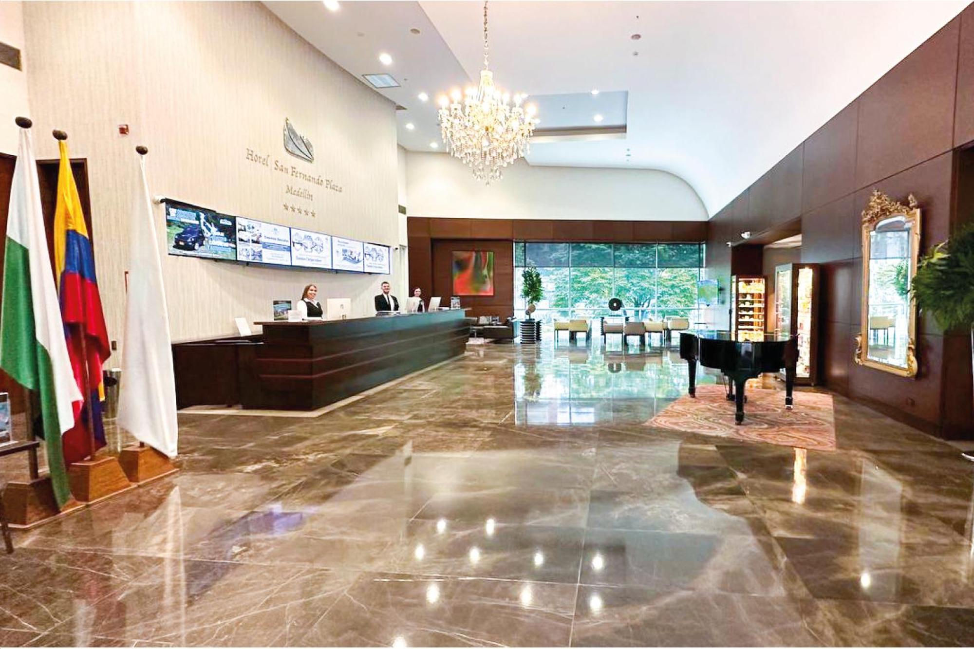 San Fernando Plaza 5* Medellín